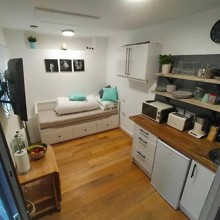 Private Self Contained Self Catering Flat Appartement Bristol Buitenkant foto